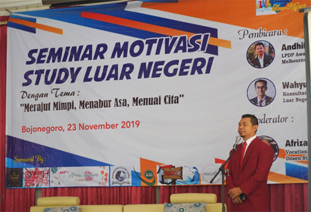 Seminar Motivasi Study Luar Negeri oleh STIKES Muhammadiyah Bojonegoro
